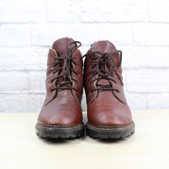 Women's Brown Pebbled Leather Lined Winter Ankle Boots Canada Made Size 9 D - Picture 4 of 9